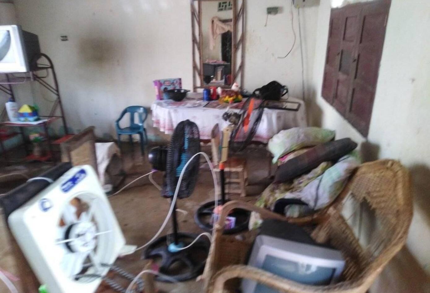 cerca de dos docenas de familias quedaron sin donde pasar la noche