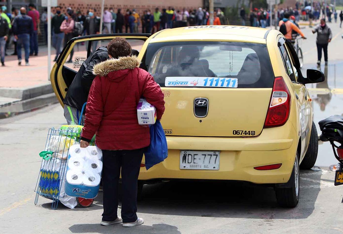Héroes anónimos: Los taxistas