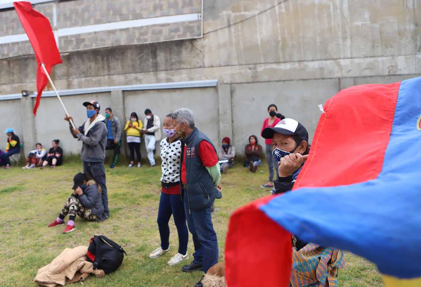 Algunos se trasladaron a la alcaldía de Ciudad Bolívar para reclamar por las ayudas.