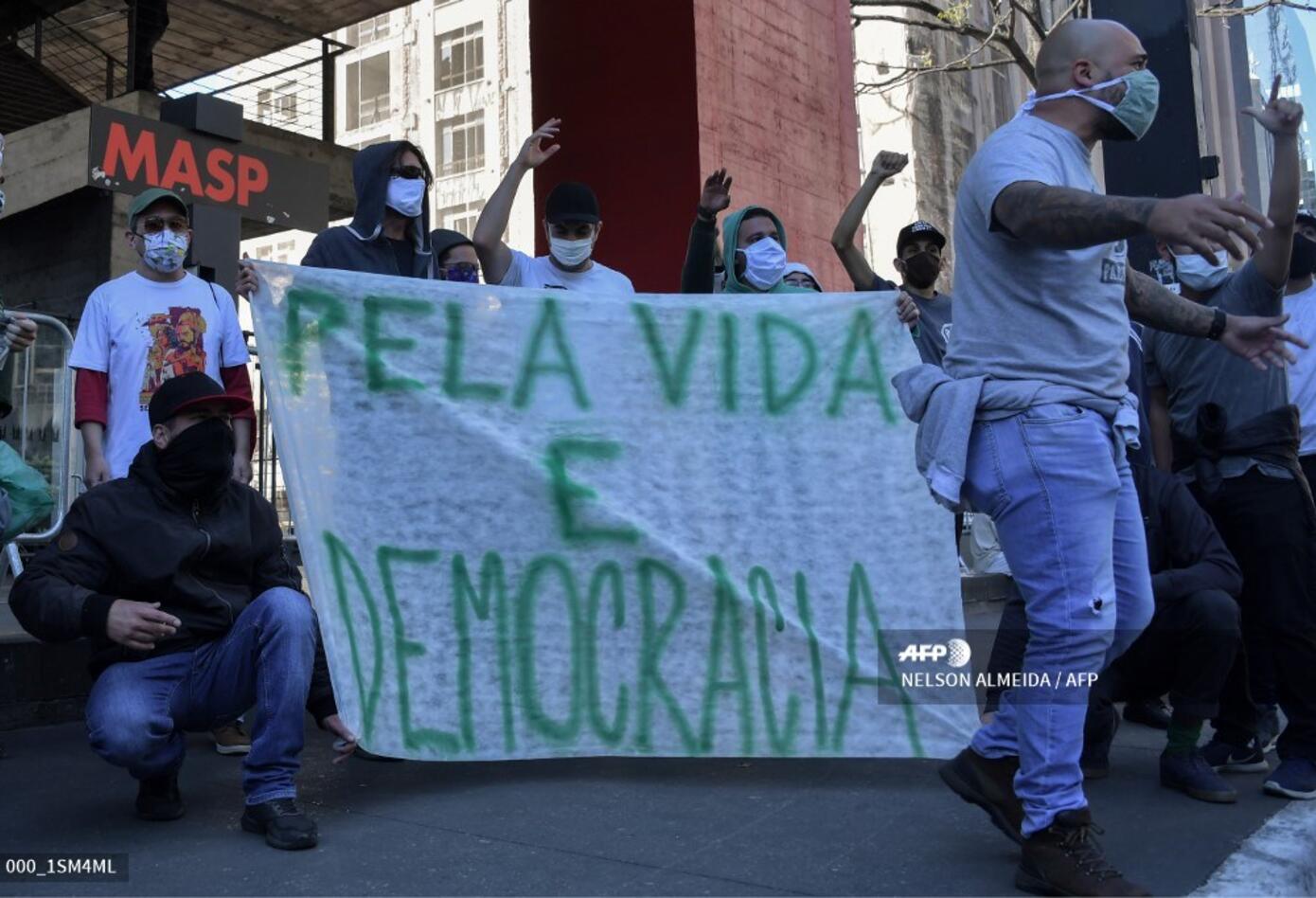 Protestas en Brasil entre seguidores de Bolsonaro y opositores