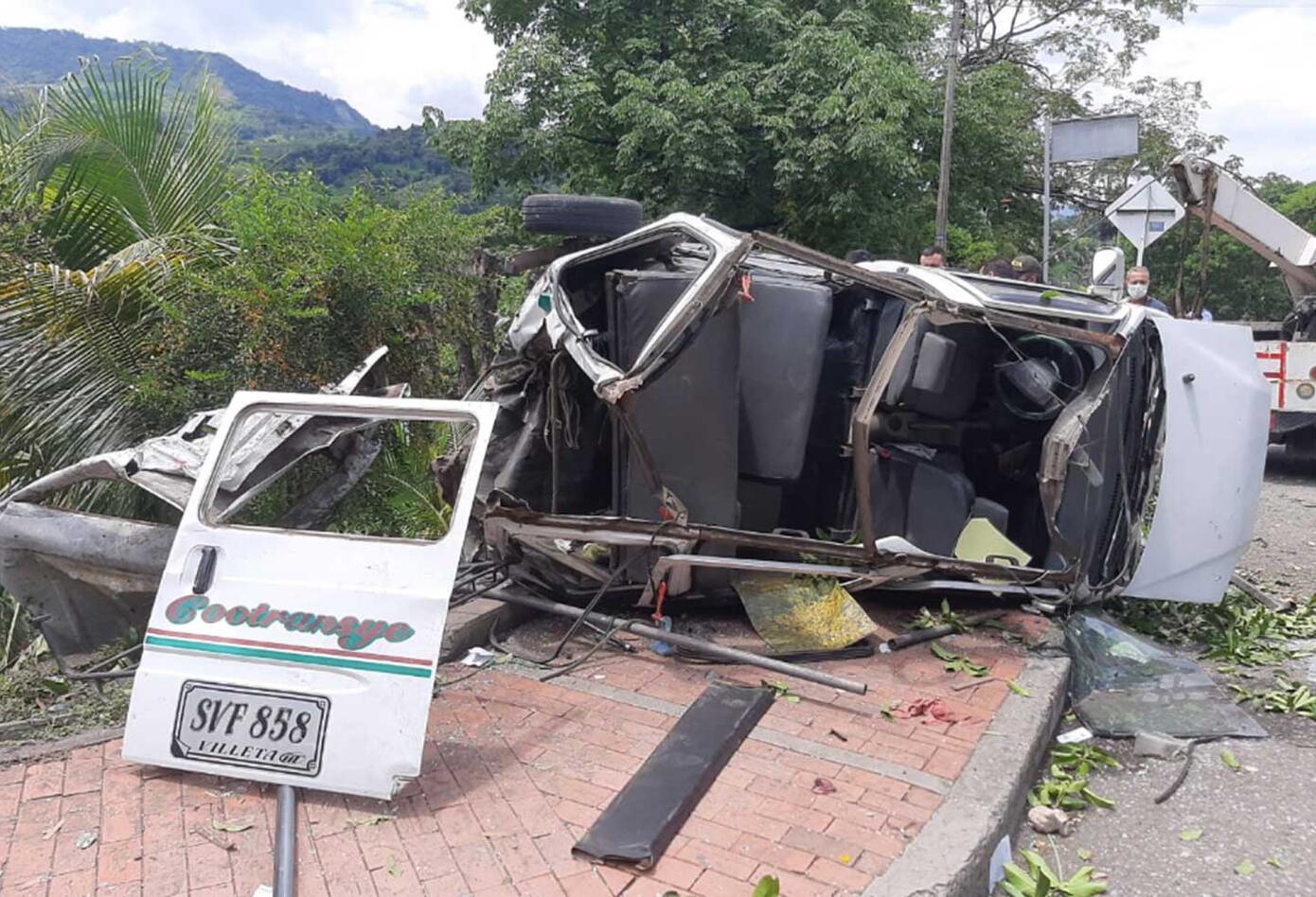 Impactantes imágenes de aparatoso accidente en Villeta (Cundinamarca)