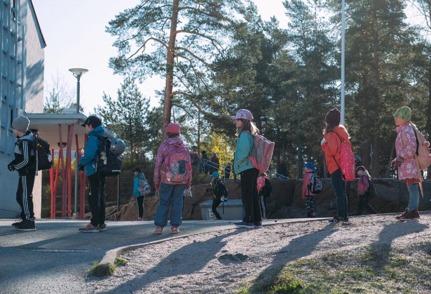 Coronavirus en Finlandia / Distanciamiento de niños en colegios