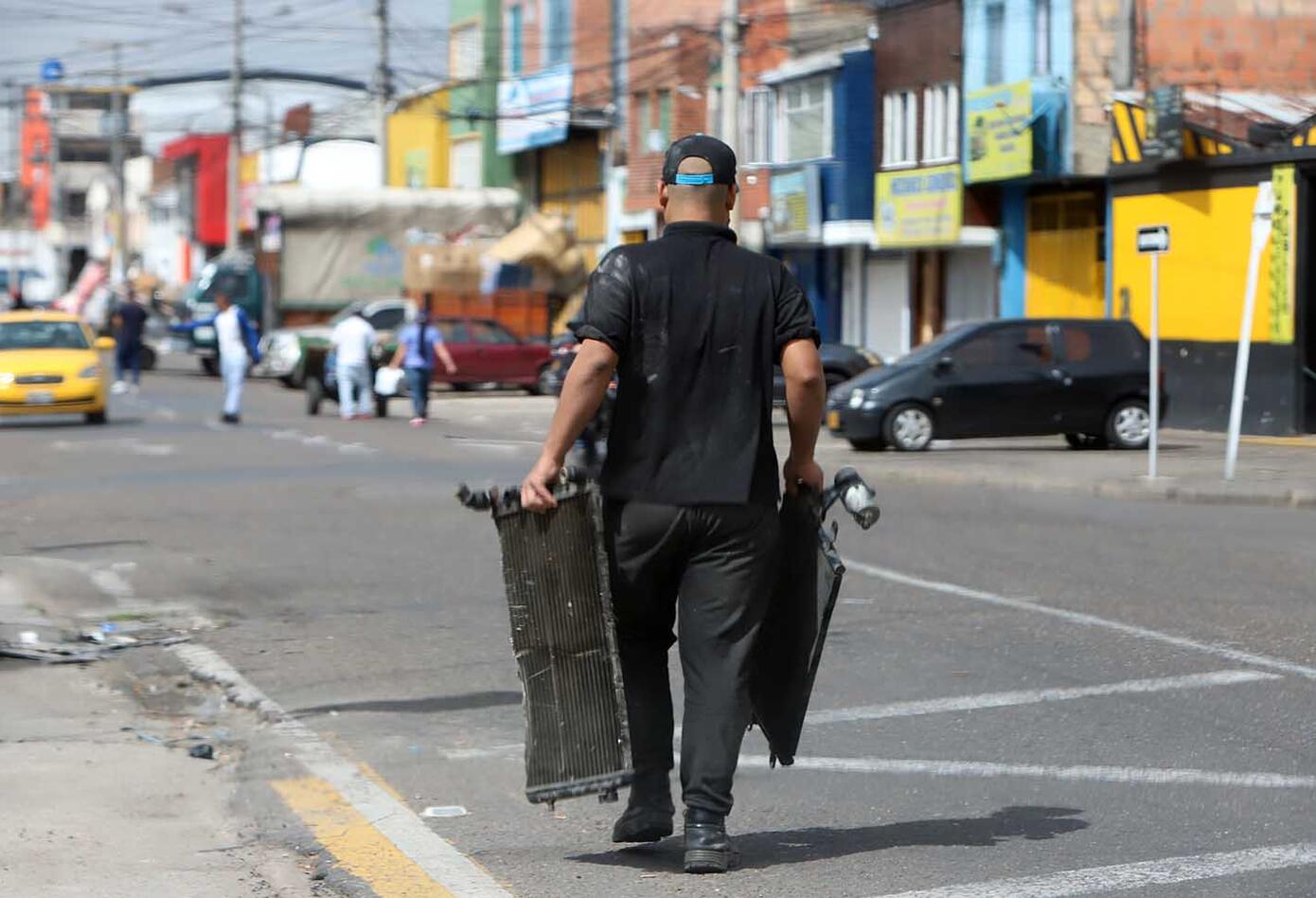 Reactivación económica automotriz / Cuarentena en Bogotá / Coronavirus en Colombia