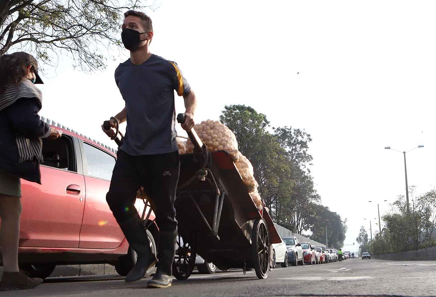 Corabastos, en medio de caos en cuarentena obligatoria en Kennedy / coronavirus en Colombia