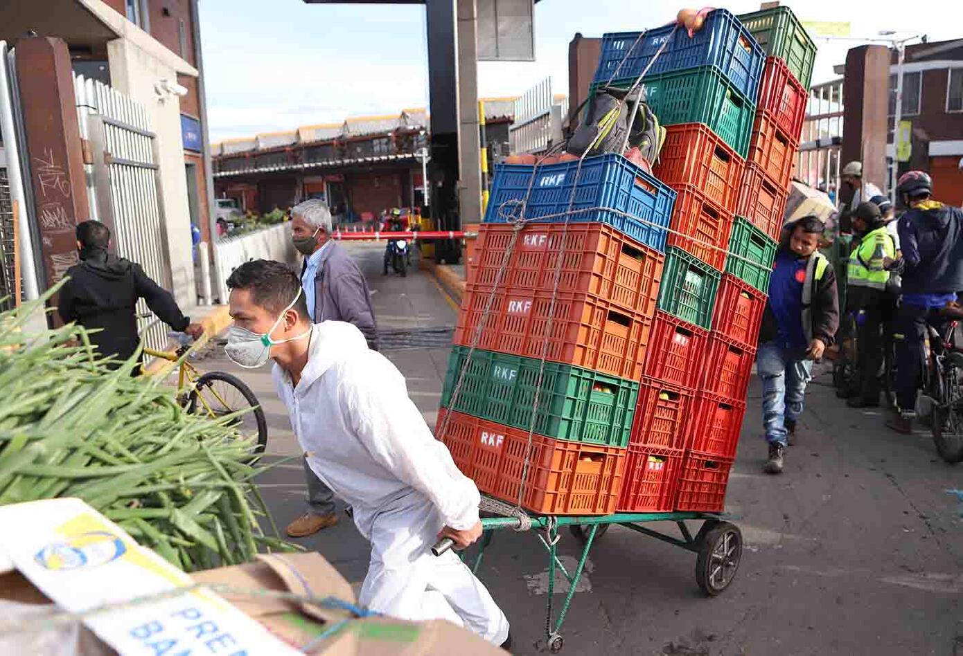 Corabastos, en medio de caos en cuarentena obligatoria en Kennedy / coronavirus en Colombia