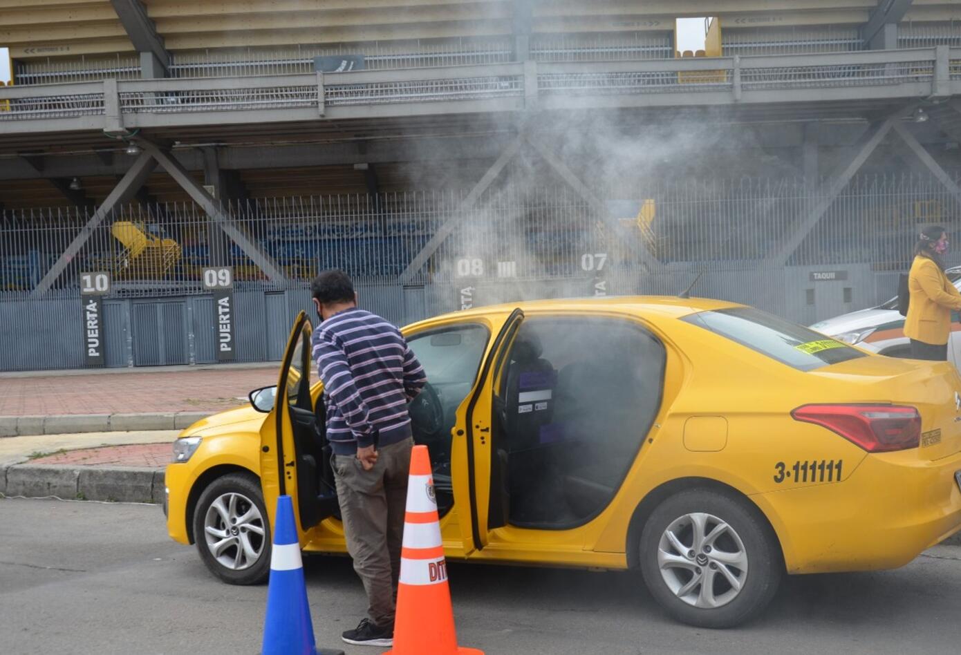 Desinfección de taxis en Bogotá / Coronavirus en Bogotá