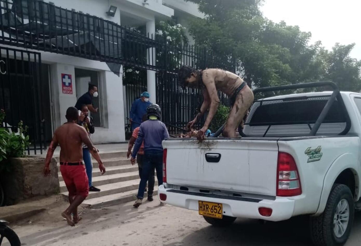 Camión accidentado con gasolina explotó Magdalena