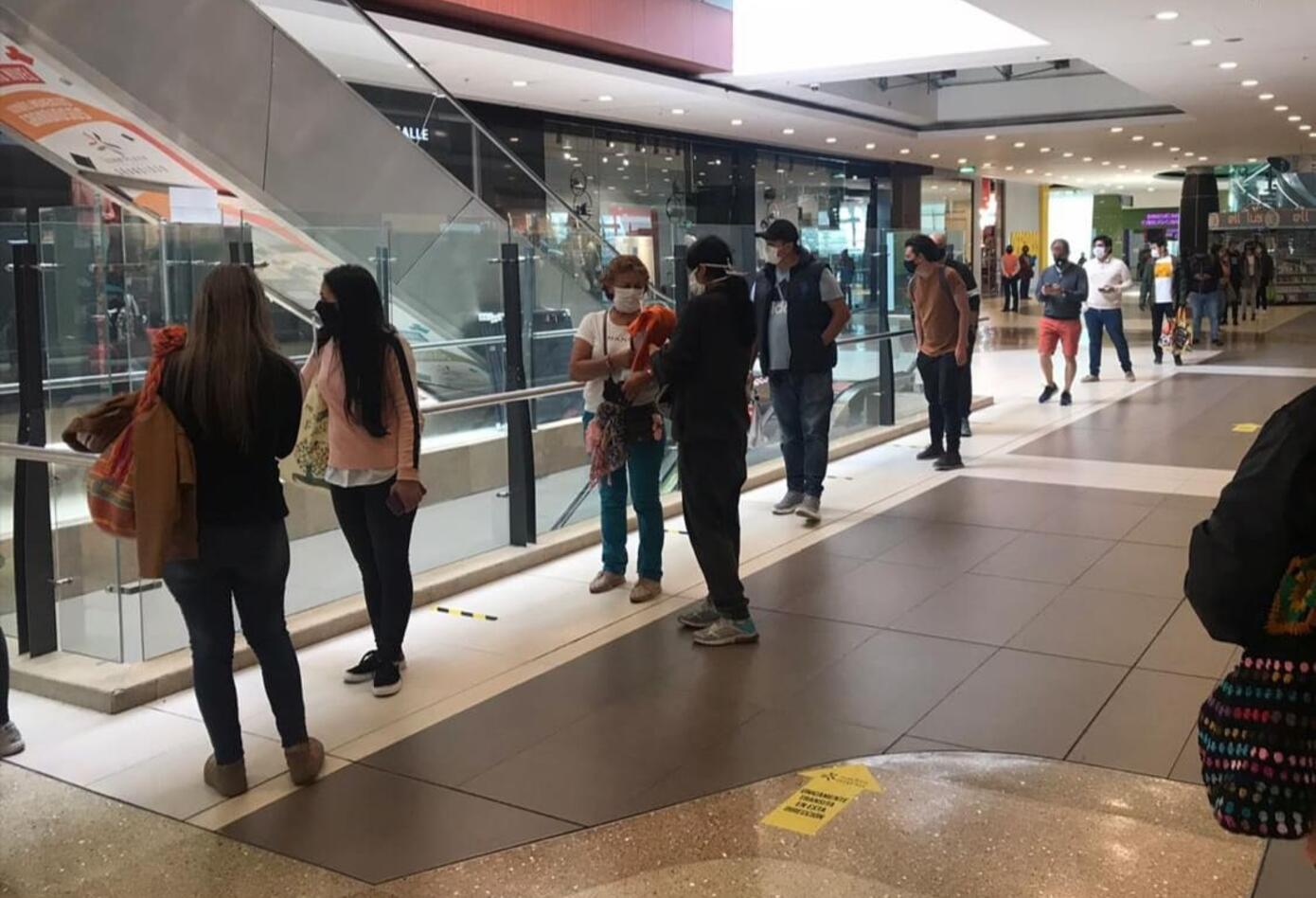 Día sin IVA: Colombianos no salieron y prefirieron las filas virtuales