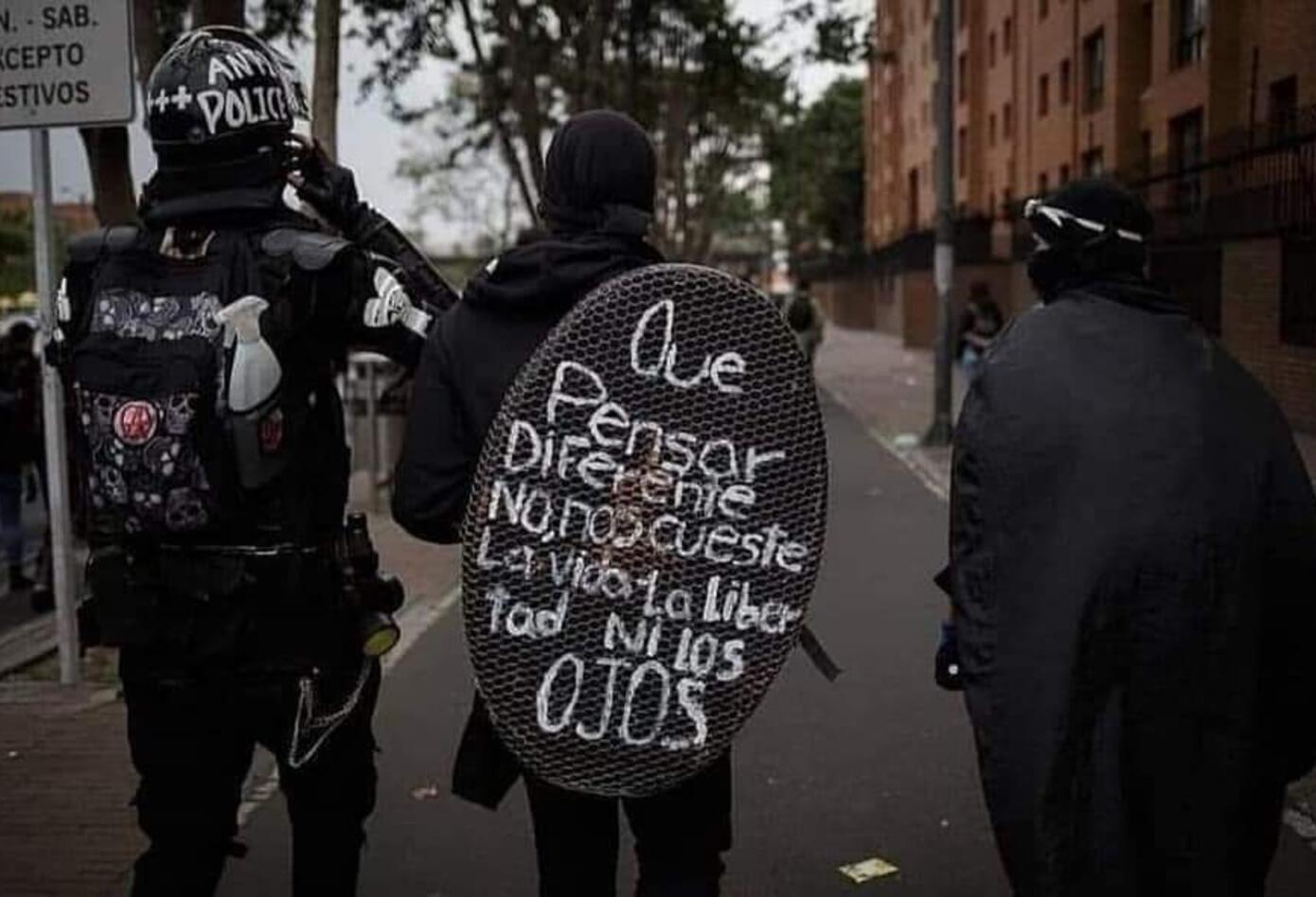 Familiar de miembro del Esmad en protestas