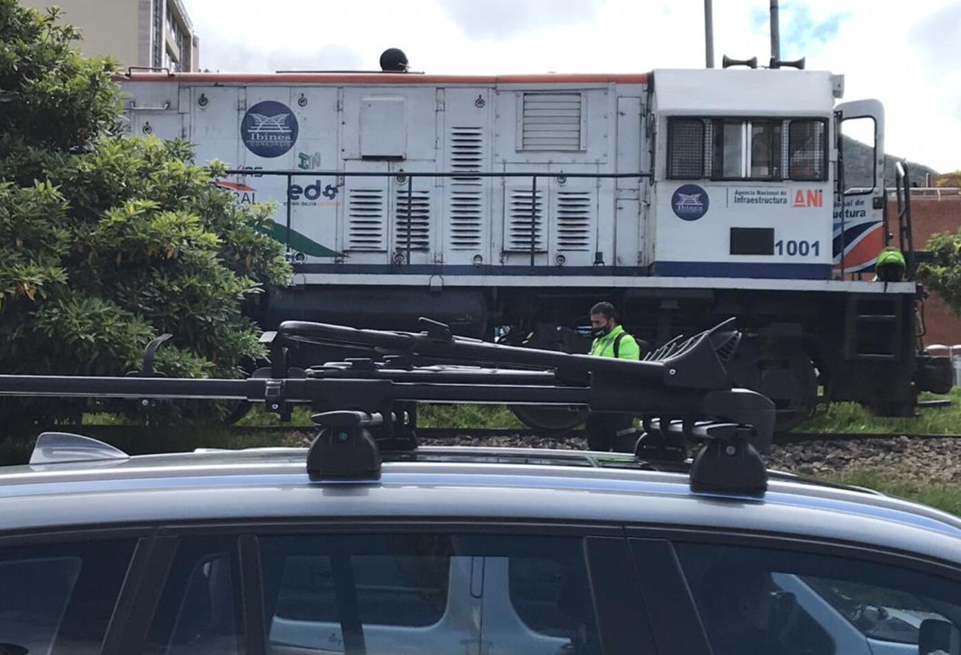 Tren arrolló a dos personas en Bogotá Tren arrolló a dos personas en Bogotá