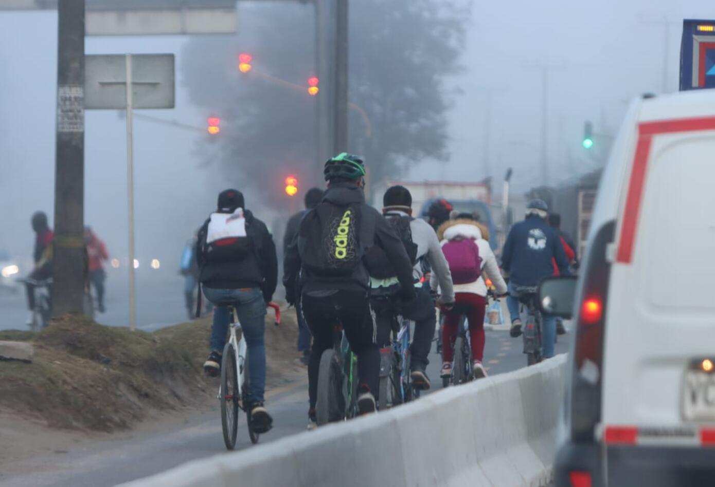 Inicia protesta por parte de conductores contra ciclorruta de Calle 13