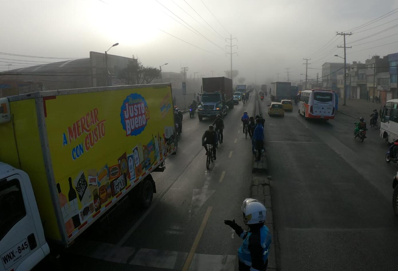 Inicia protesta por parte de conductores contra ciclorruta de Calle 13