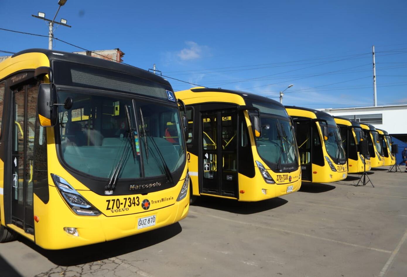 Nuevos buses amarillos de Transmilenio