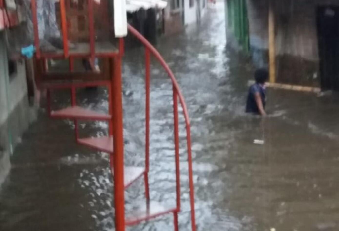 Inundación Bariro Milagro de Dios - Bibiana Marin