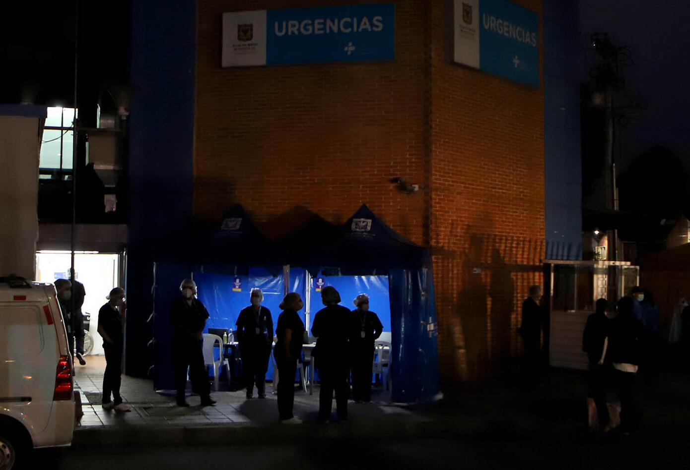 Vacunación contra la covid-19 en el Hospital de Kennedy en Bogotá