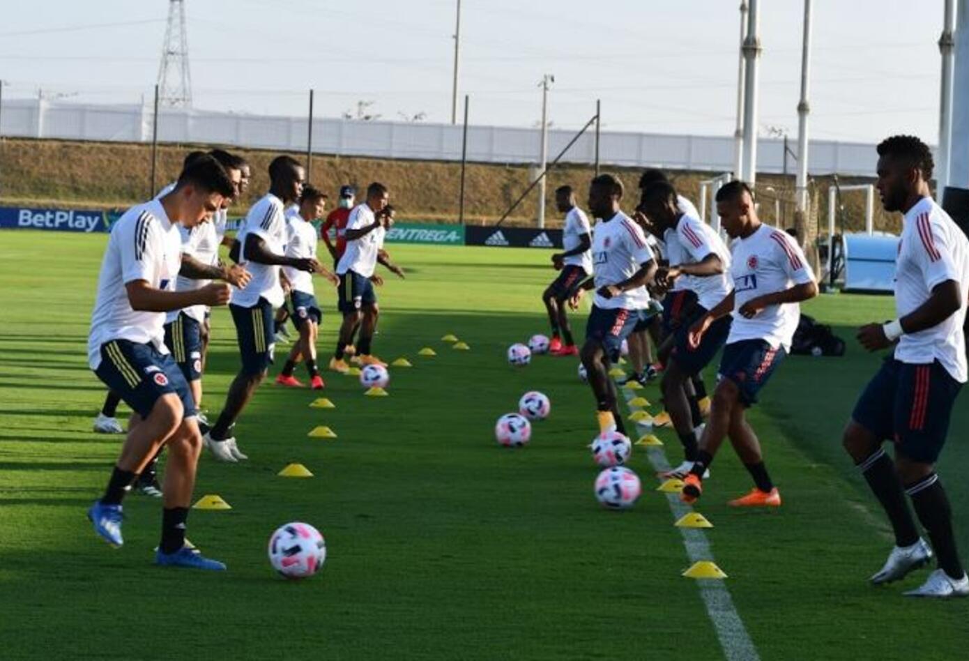 Primer entrenamiento de Reinaldo Rueda con Colombia