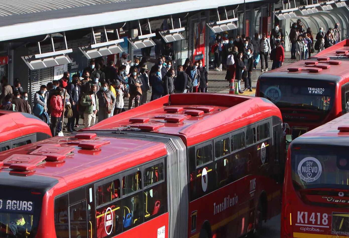 Coronavirus en Bogotá / Aglomeraciones en Transmilenio