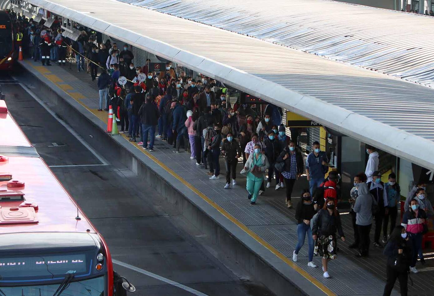 Coronavirus en Bogotá / Aglomeraciones en Transmilenio
