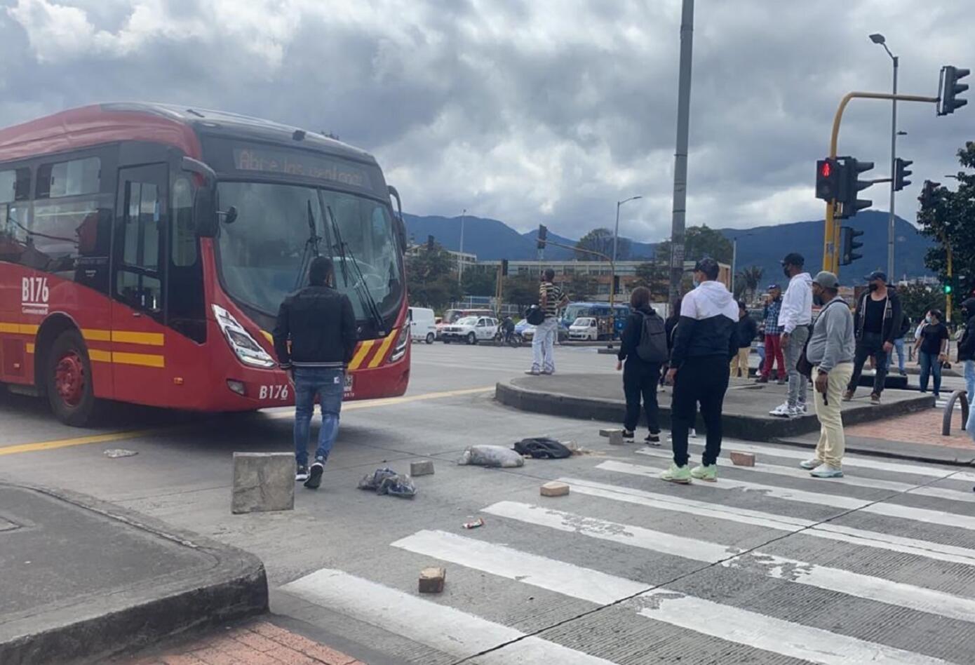 Protesta en la Av. NQS
