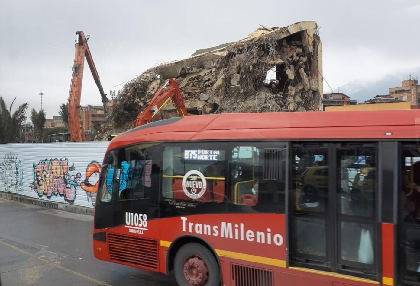 MONUMENTO A LOS HÉROES