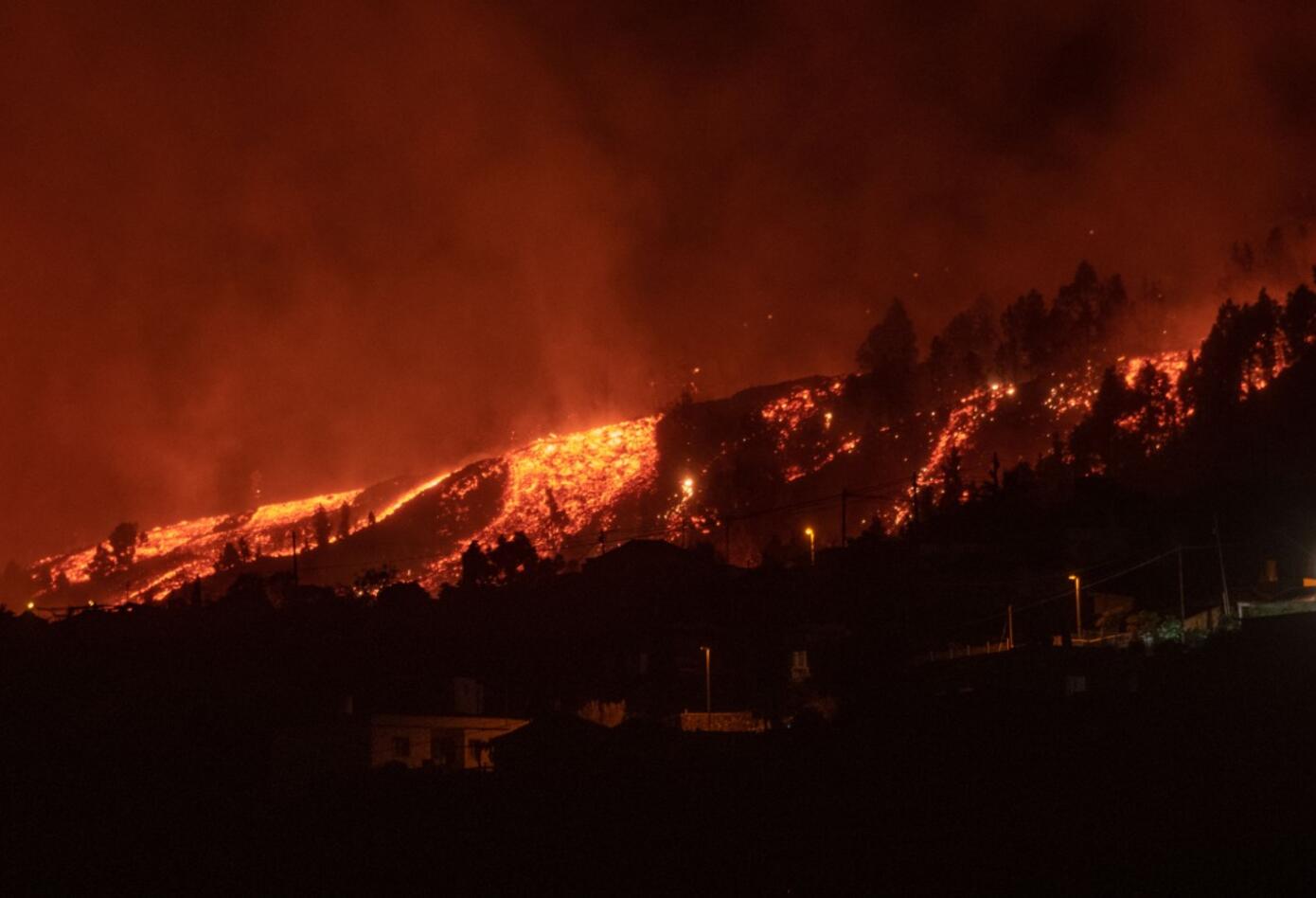 Erupción volcán Cumbre Vieja en Canarias, España