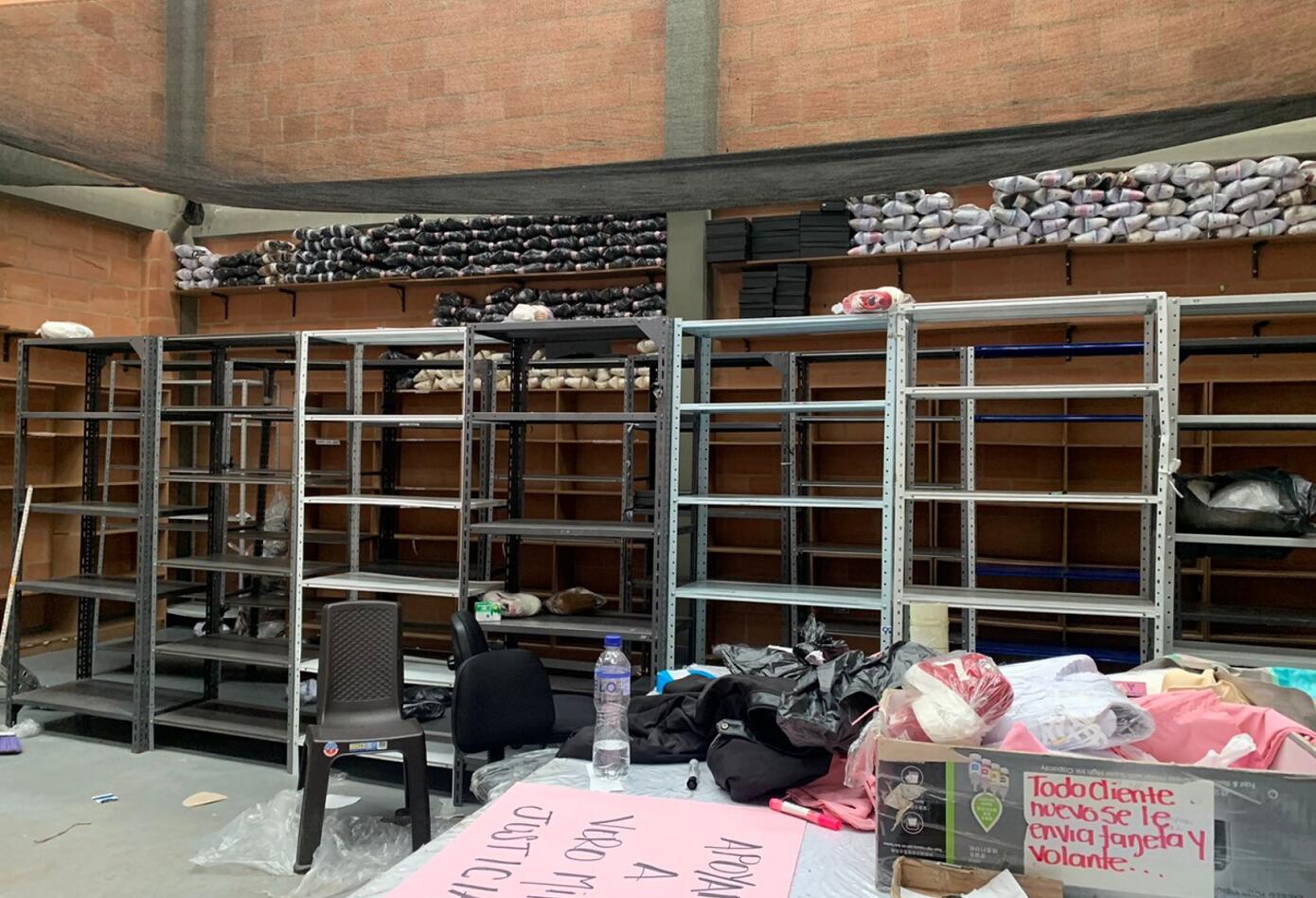 Hurto almacén de calzado