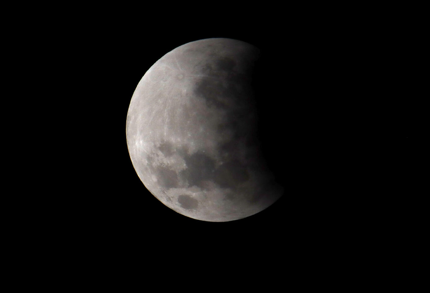 Eclipse de luna casi total en Colombia