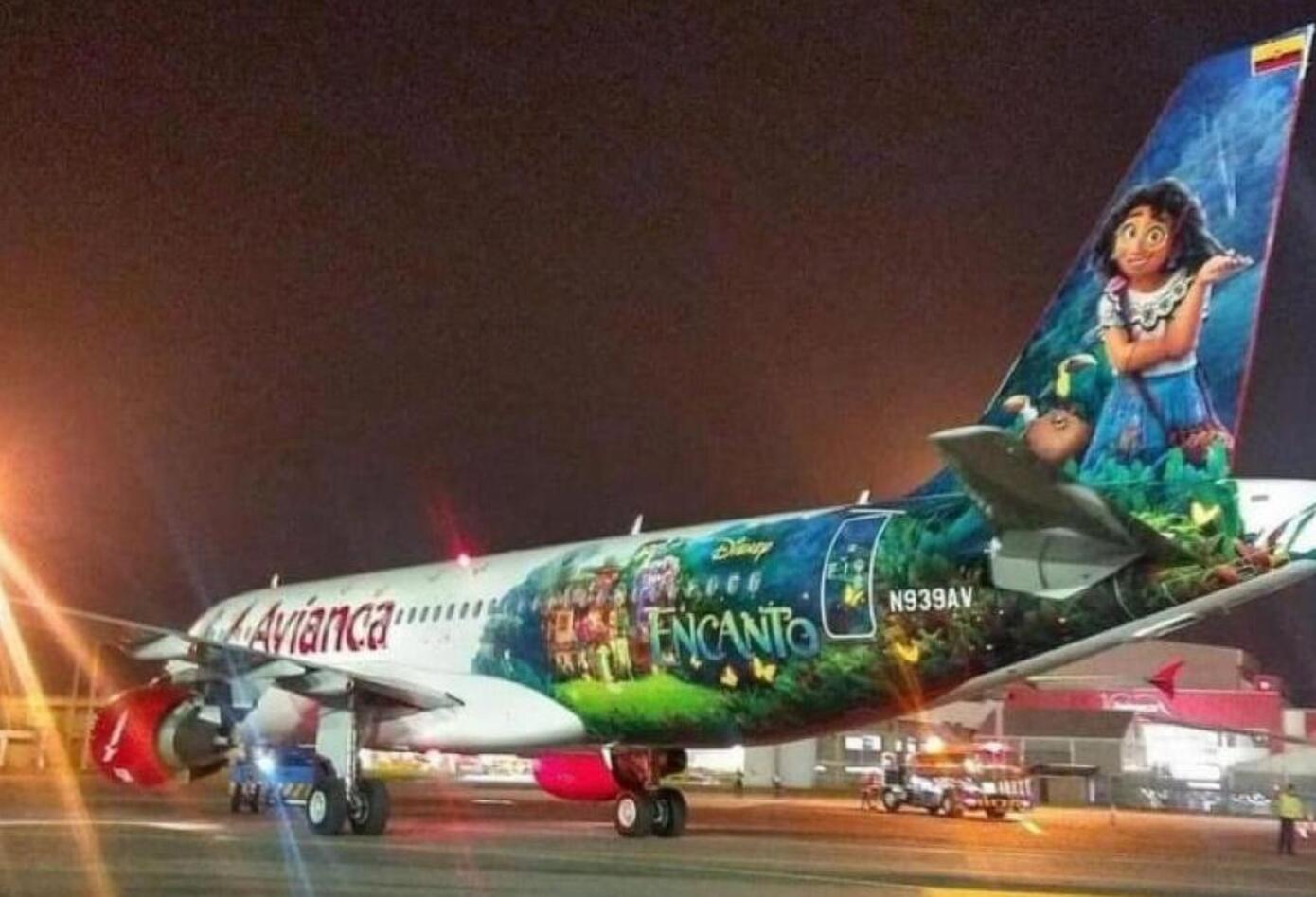 Fotos del avión de Encanto presentado por Avianca