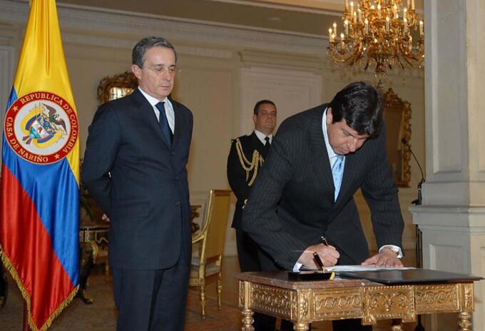 FERNANDO MARÍN VALENCIA FERNANDO MARÍN VALENCIA