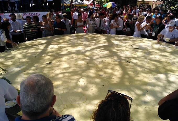 Quesillo gigante Quesillo gigante en Yaguará, Huila.