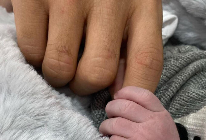 La foto con la que James Rodríguez presentó a su segundo hijo, Samuel La foto con la que James Rodríguez presentó a su segundo hijo, Samuel