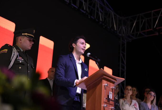 Daniel Quintero Calle en su toma de posesión como Alcalde de Medellín Daniel Quintero Calle en su toma de posesión como Alcalde de Medellín