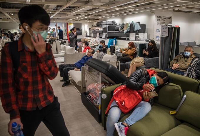 Usan máscaras en Hong Kong para evitar contagios de coronavirus Usan máscaras en Hong Kong para evitar contagios de coronavirus