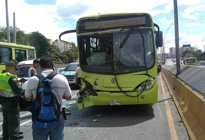 El acciden se presentó en el viaducto García Cadena.