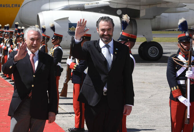 Acisclo Valladares junto a expresidente Michel Temer