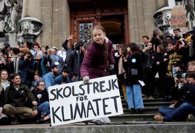 Greta Thunberg se manifiesta antes del Foro de Davos