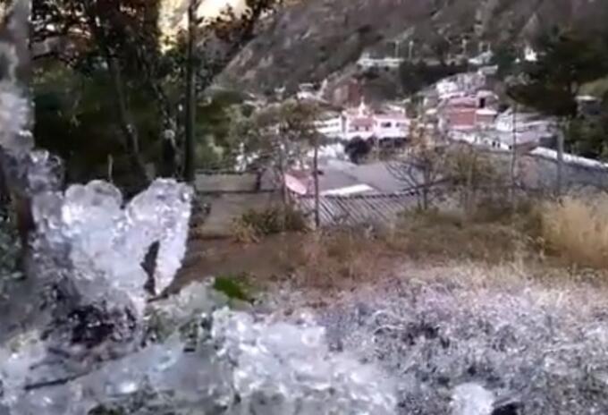 Los más afectados son los municipios de Tona y Vetas en Santander, donde las bajas temperaturas hacen que las tuberías amanezcan congeladas.
