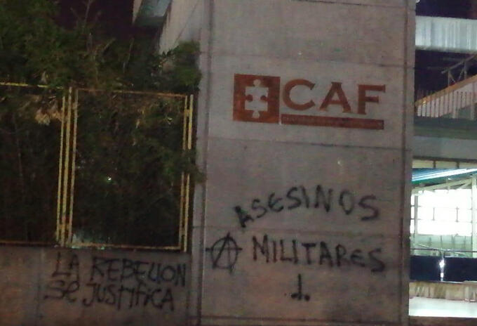 Facha del búnker de la Fiscalía de Medellín
