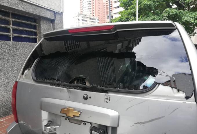 Atacan a diputados venezolanos