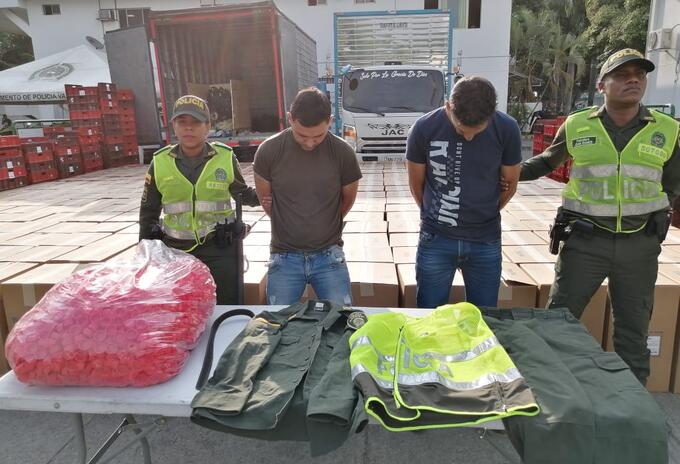 Uno de los capturados se hacia pasar por un coronel de la Policía