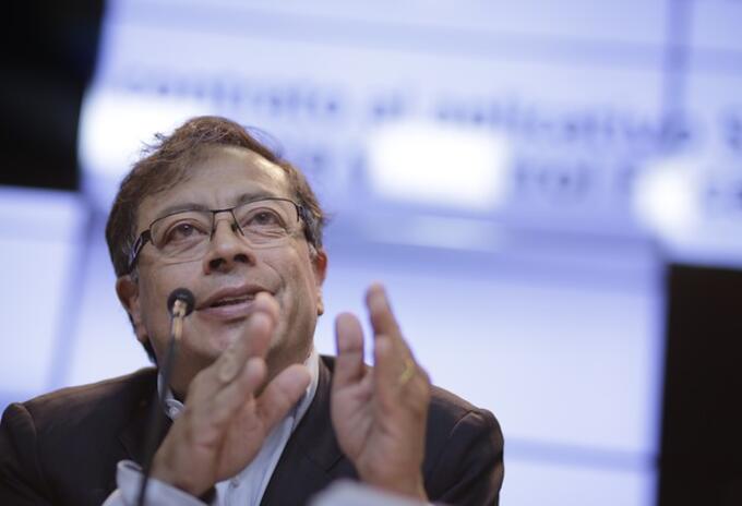 GUSTAVO PETRO GUSTAVO PETRO