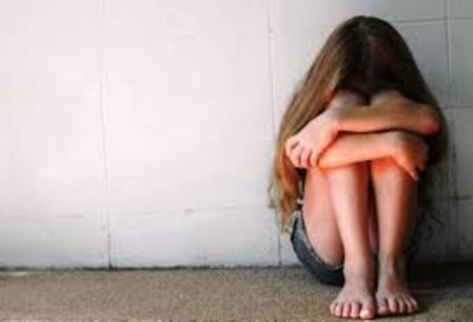 Investigan si hombre acusado de abusar de sus dos hijas, habría ultrajado a otras niñas en Medellín