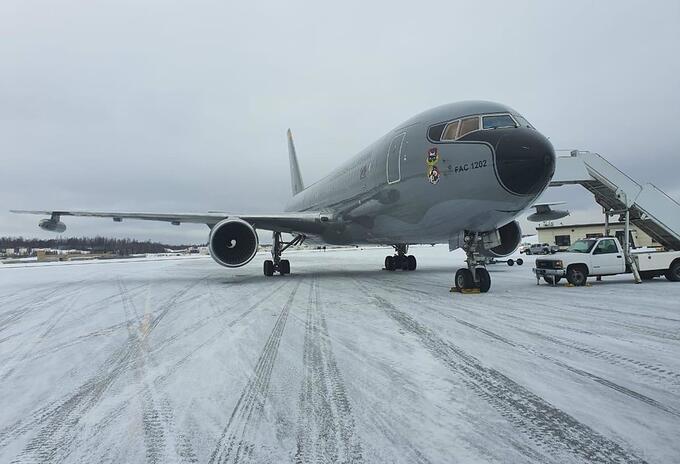 Avión de la FAC que irá a Wuhan está en Alaska