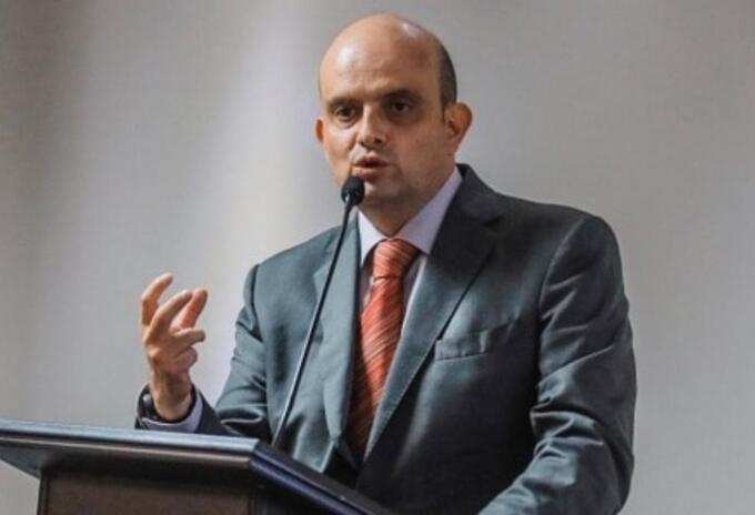 Ministro de Salud (E)