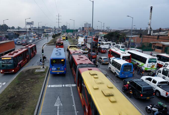 Congestión en la Autopista Sur Congestión en la Autopista Sur