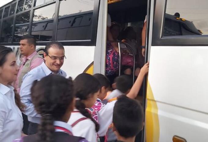 Transporte Escolar en la Frontera