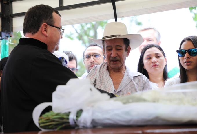 JEP entrega a familiares restos de víctima de falso positivo, en Dabeiba.