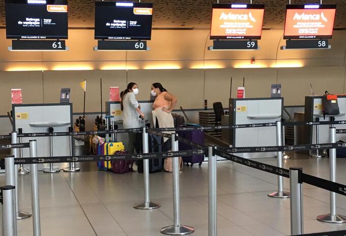 Controles por coronavirus en el aeropuerto El Dorado