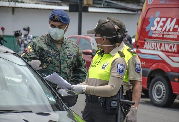 Controles en Guayaquil, ciudad foco del contagio en Ecuador Controles en Guayaquil, ciudad foco del contagio en Ecuador