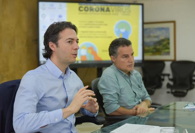 El alcalde de Medellín, Daniel Quintero, y el gobernador de Antioquia, Aníbal Gaviria